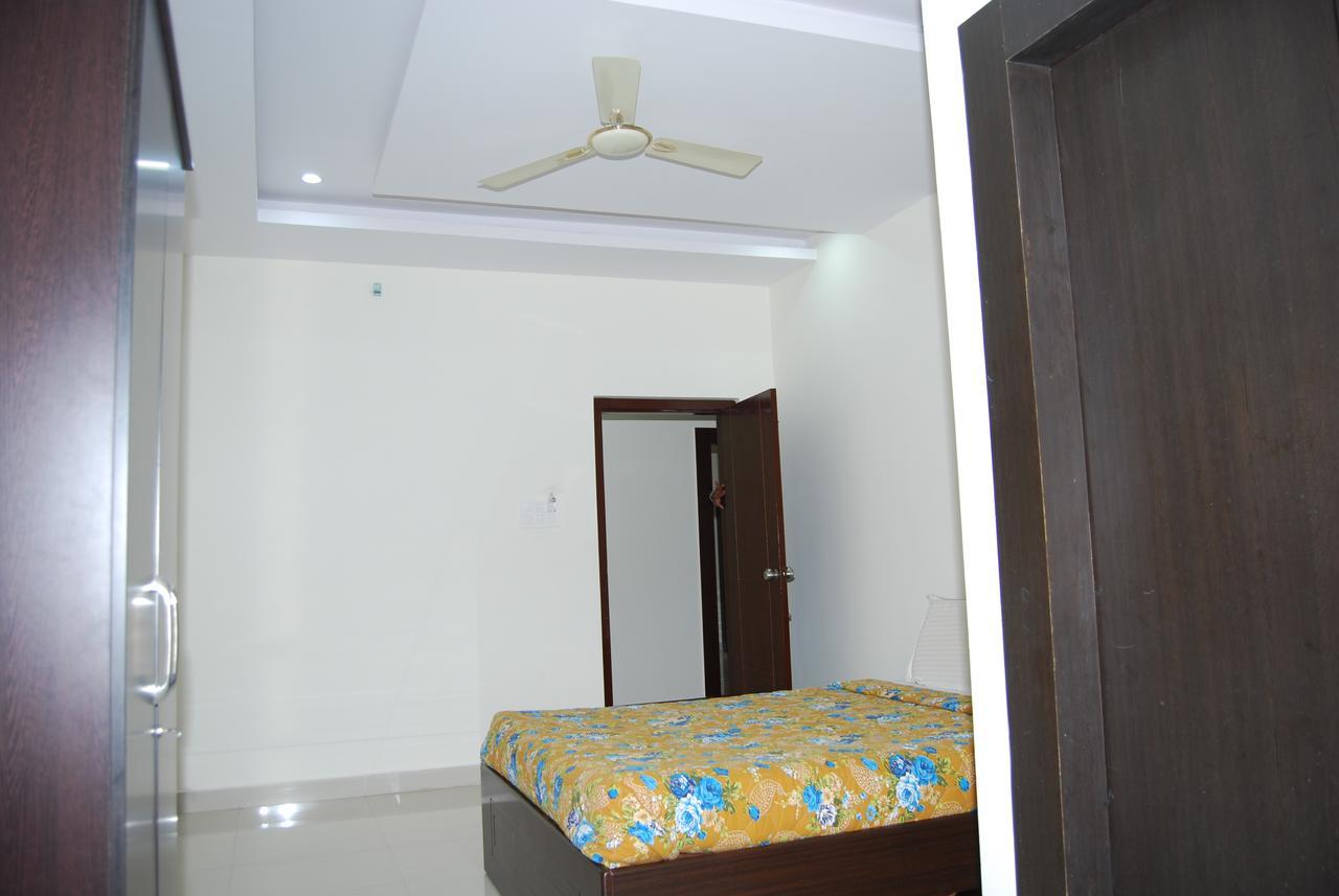 Pratham Residency Hotell Mysore Exteriör bild