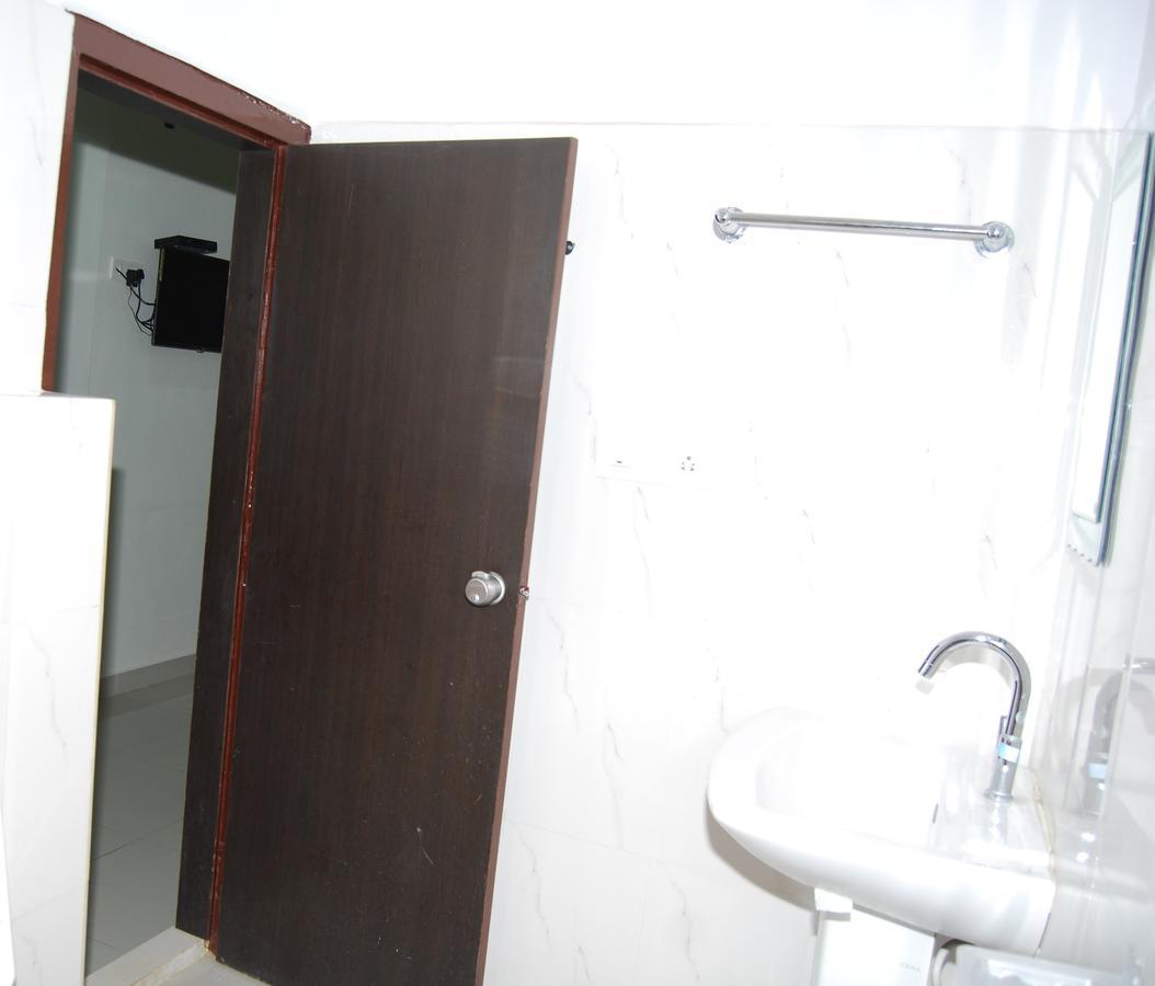 Pratham Residency Hotell Mysore Exteriör bild